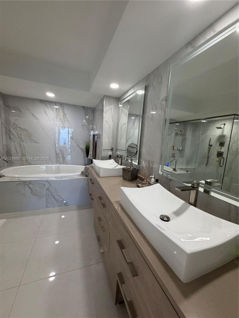 1800 S Ocean Dr , Unit 3701, Hallandale Beach, FL 33009 Photo