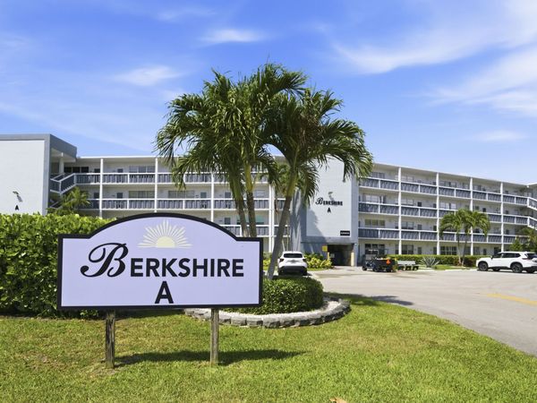 4002 Berkshire, Unit 4002, Deerfield Beach, FL 33442