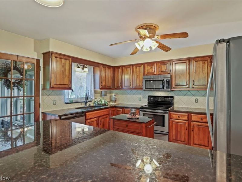 225 Sebaugh Drive , Zanesville, OH 43701 Photo 18