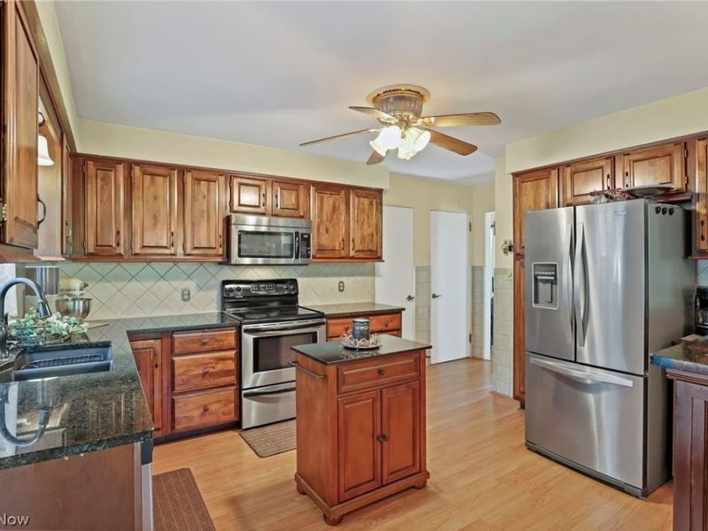 225 Sebaugh Drive , Zanesville, OH 43701 Photo 20