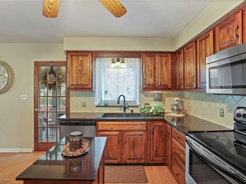 225 Sebaugh Drive , Zanesville, OH 43701 Photo 24