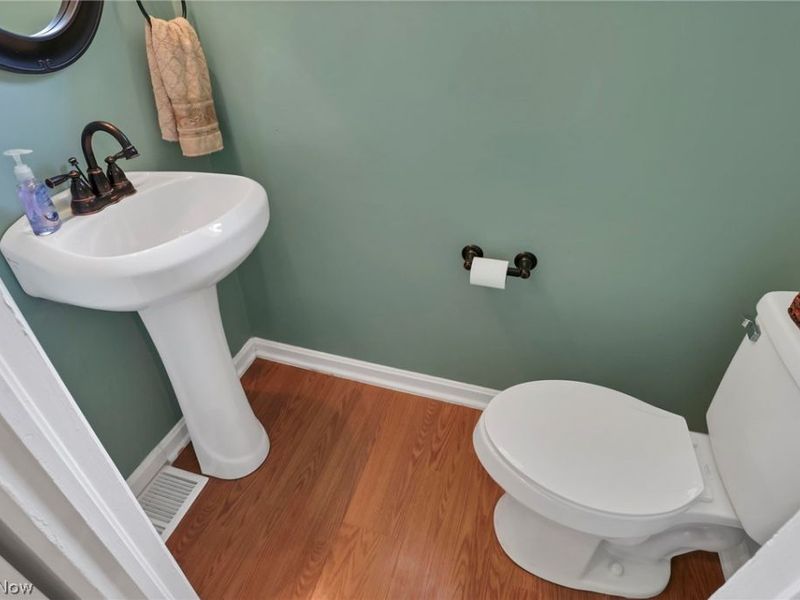 225 Sebaugh Drive , Zanesville, OH 43701 Photo 26