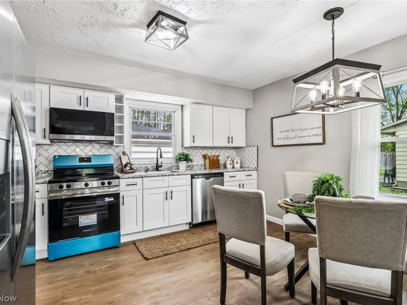 3138 Starlite Drive NW, Warren, OH 44485 Photo 6