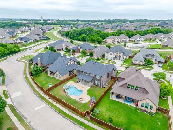 1216 Yosemite Way, Burleson, TX 76028