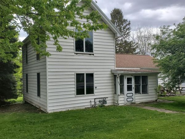 110 Forest Street, Fox Lake, WI 53933