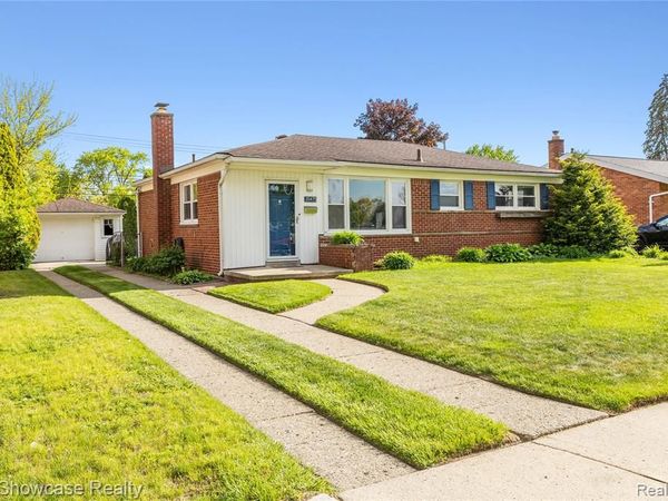 35475 Richland Street , Livonia, MI 48150