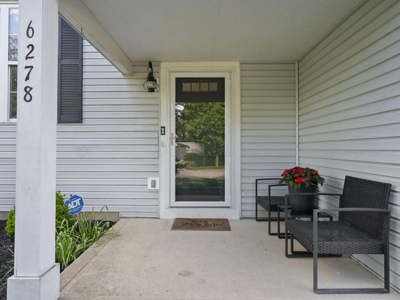 6278 Riverstone Drive, Columbus, OH 43228 Photo 2