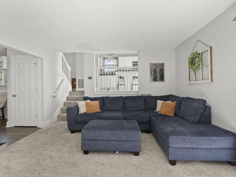 6278 Riverstone Drive, Columbus, OH 43228 Photo 8