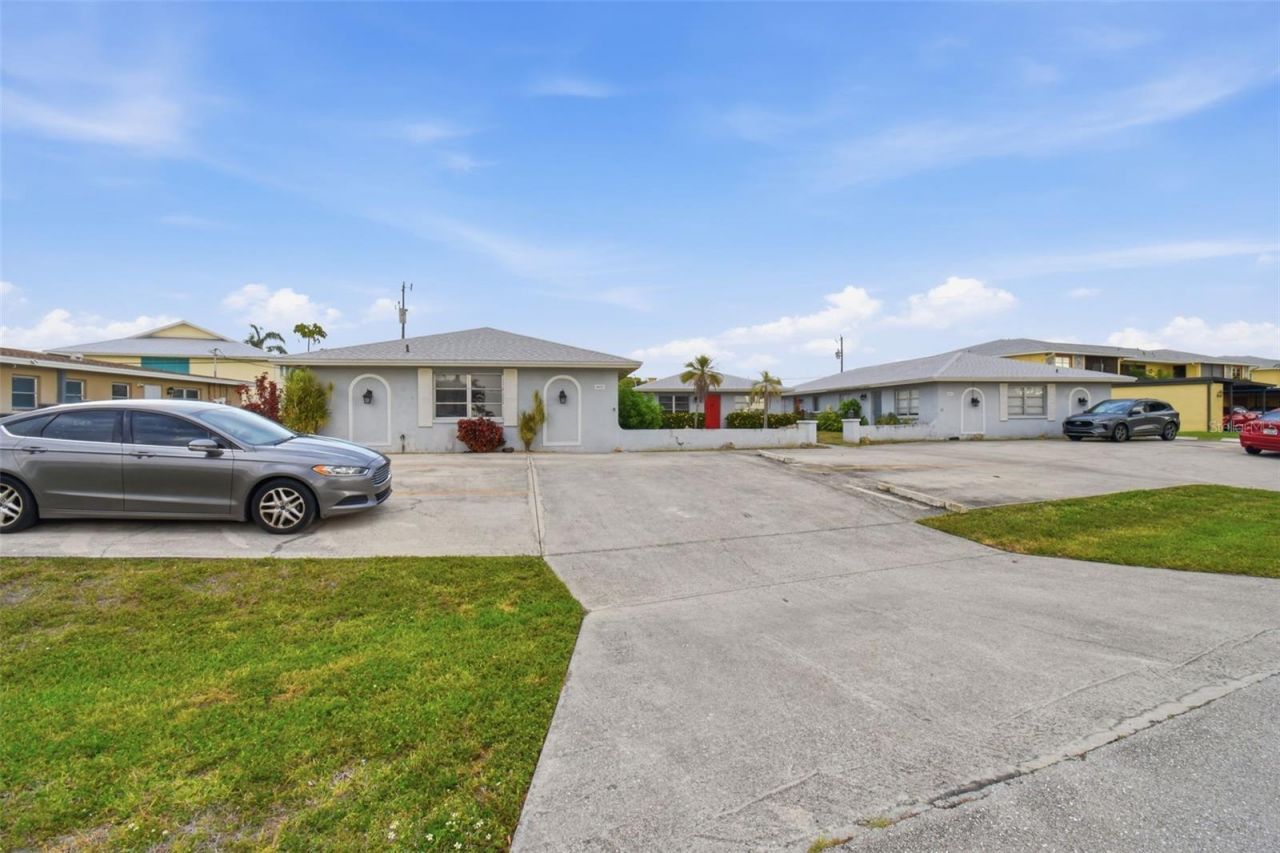 4015 SE 19th Avenue , Unit 5-9, Cape Coral, FL 33904 Photo