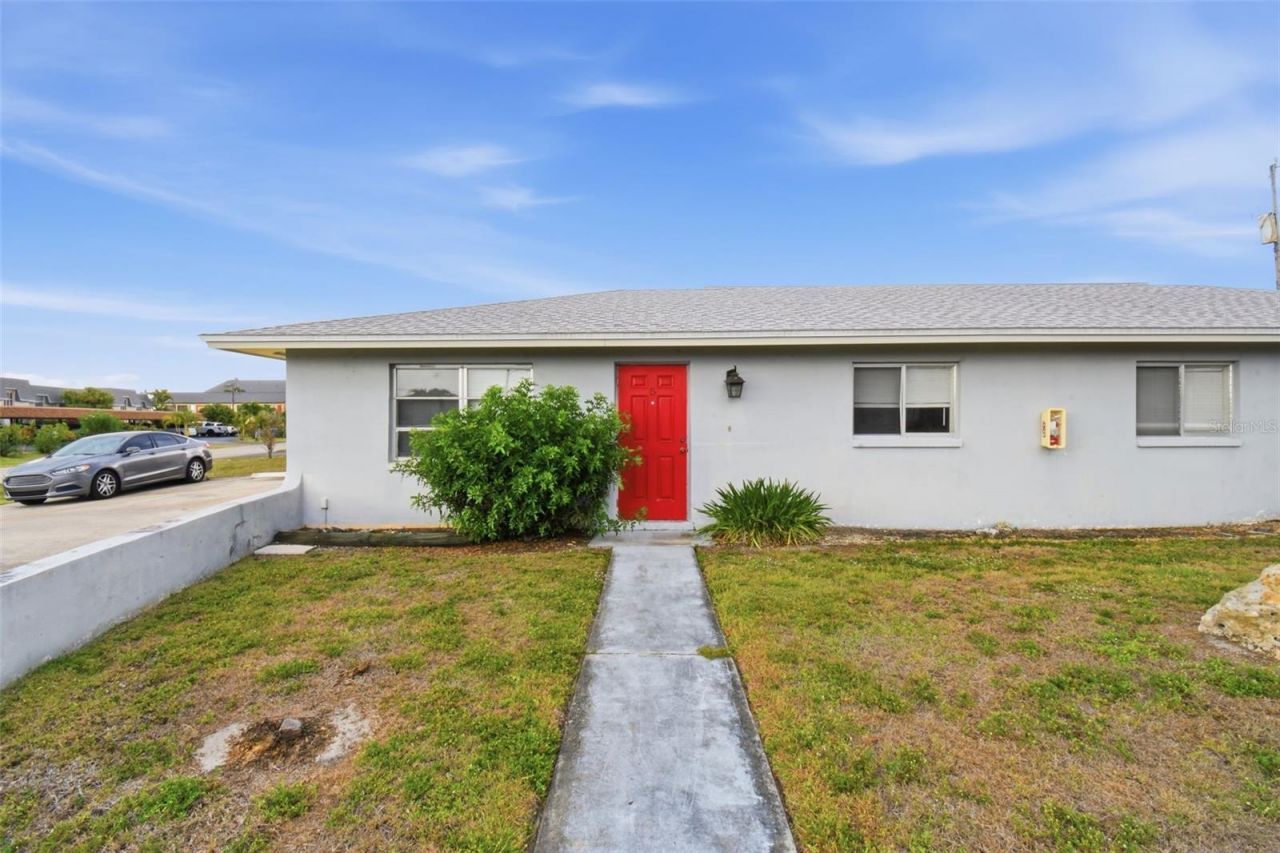 4015 SE 19th Avenue , Unit 5-9, Cape Coral, FL 33904 Photo