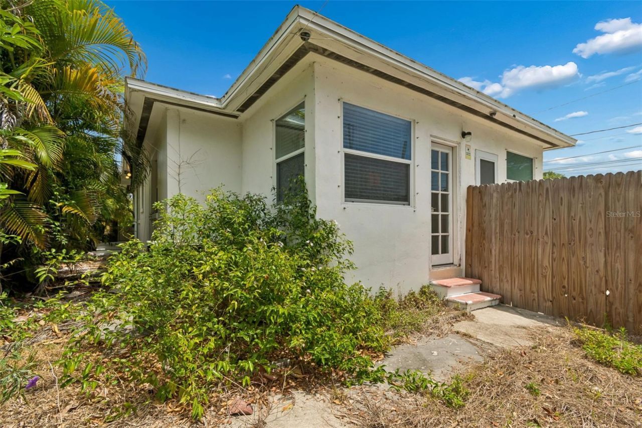 1500 30th Avenue N, Saint Petersburg, FL 33704 Photo
