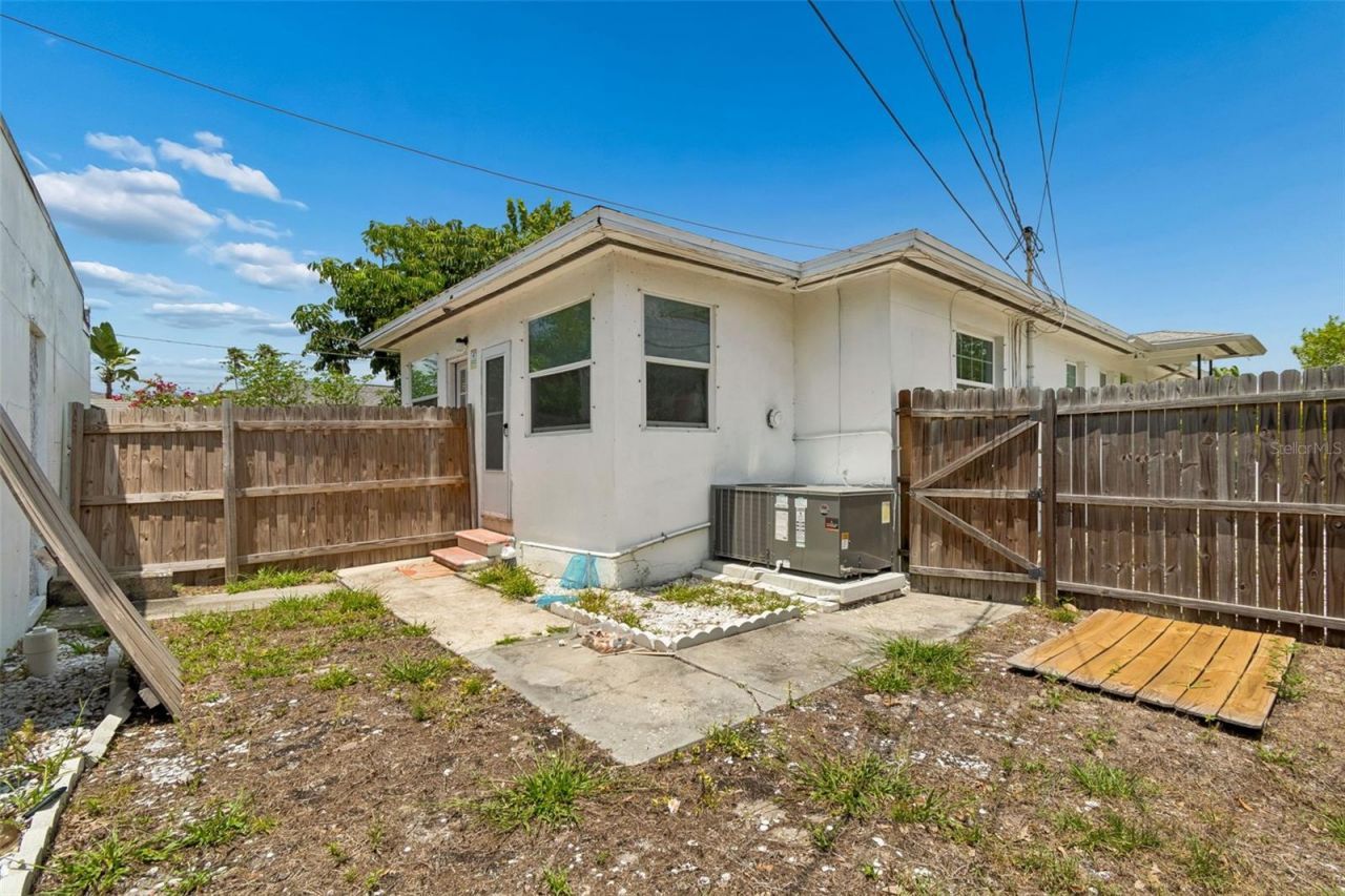 1500 30th Avenue N, Saint Petersburg, FL 33704 Photo