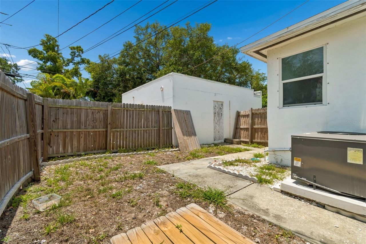1500 30th Avenue N, Saint Petersburg, FL 33704 Photo