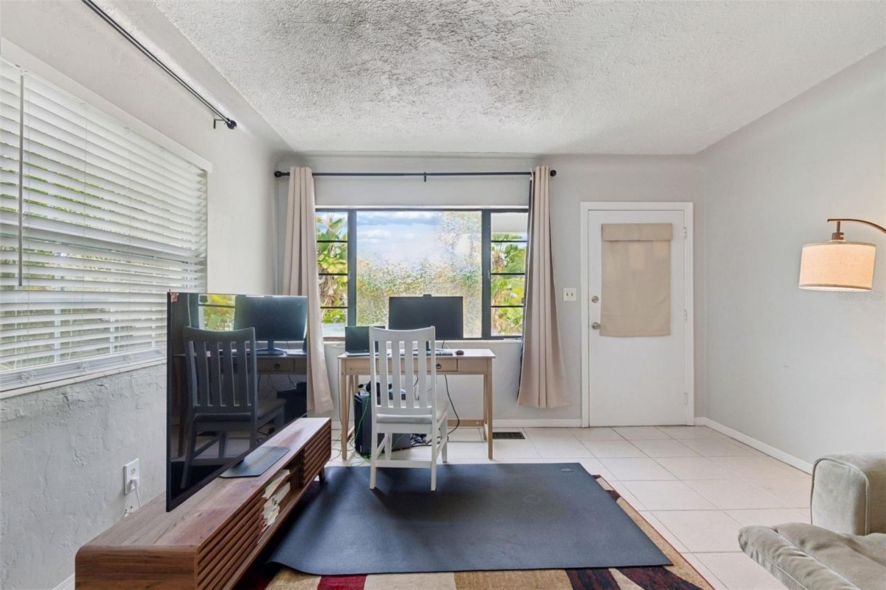 1500 30th Avenue N, Saint Petersburg, FL 33704 Photo