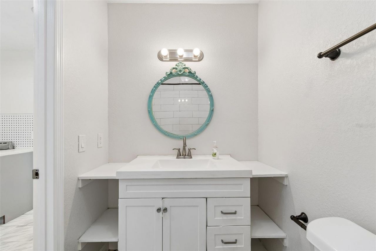 1500 30th Avenue N, Saint Petersburg, FL 33704 Photo