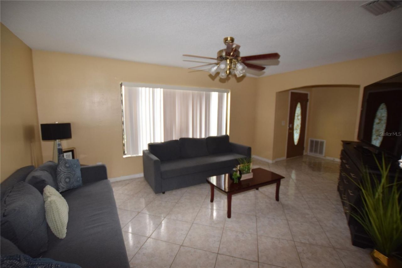 1090 Jason Ridge Court , Kissimmee, FL 34747 Photo