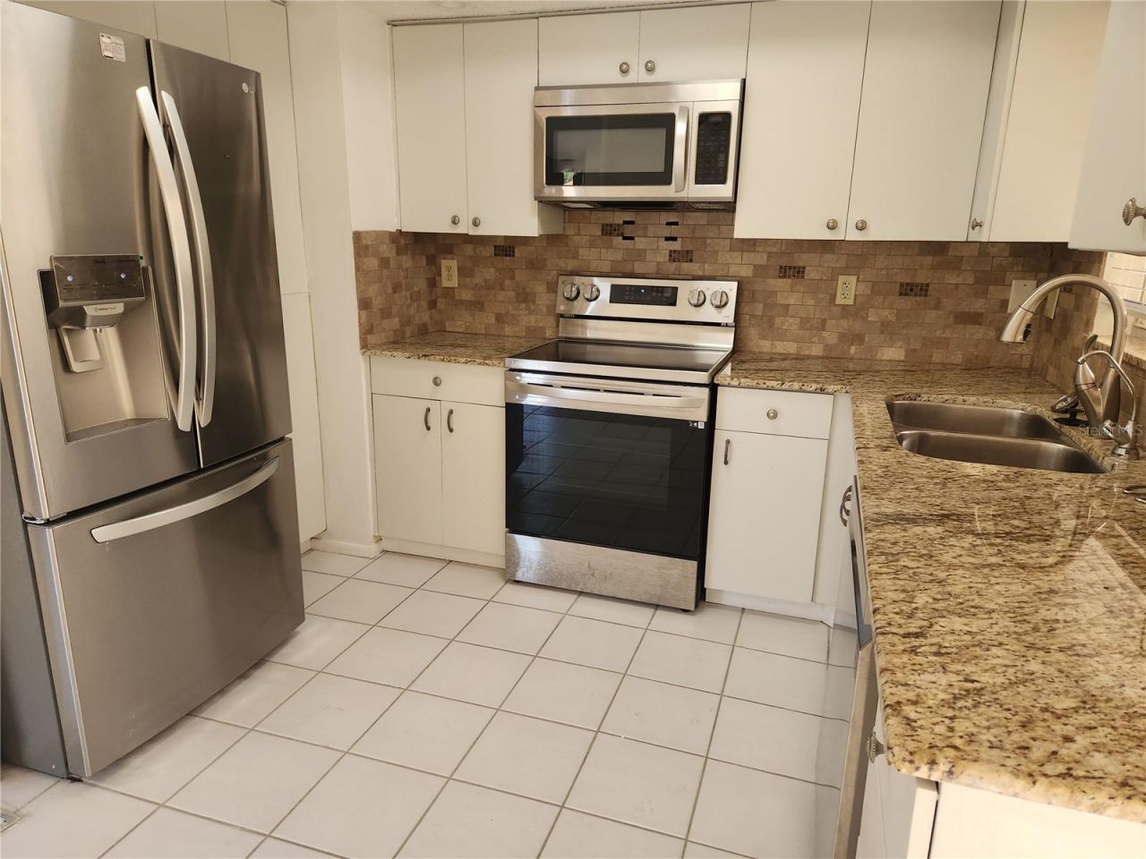 749 N Jefferson Avenue , Unit 749, Sarasota, FL 34237 Photo