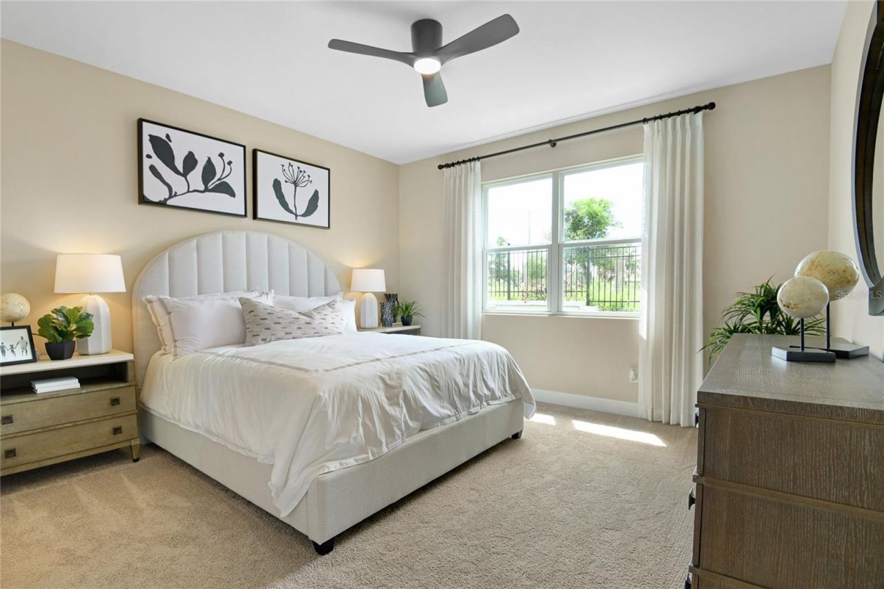 190 Blue Star Court , Tavares, FL 32778 Photo