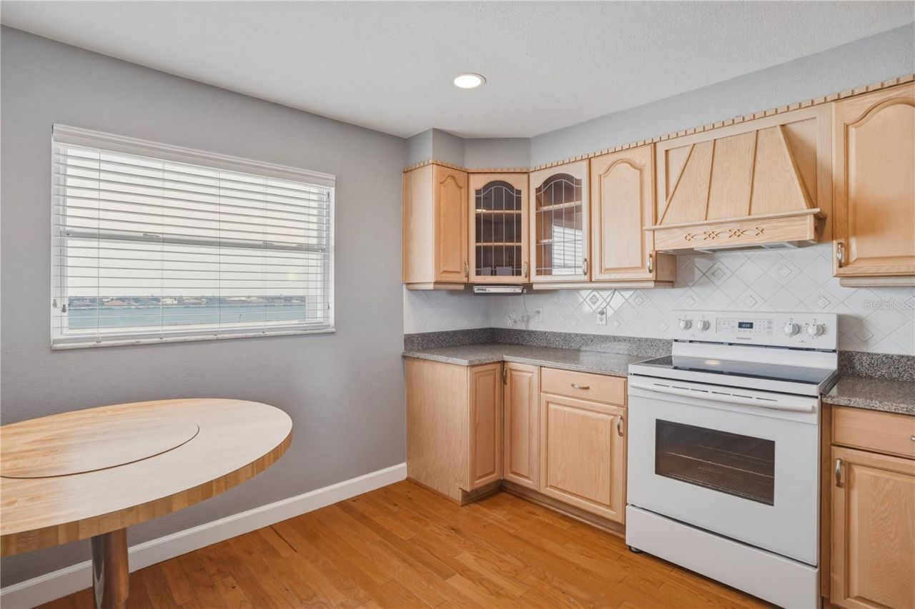 403 Gulf Way, Unit 601, Saint Pete Beach, FL 33706 Photo