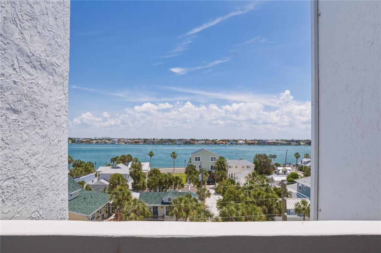 403 Gulf Way, Unit 601, Saint Pete Beach, FL 33706 Photo