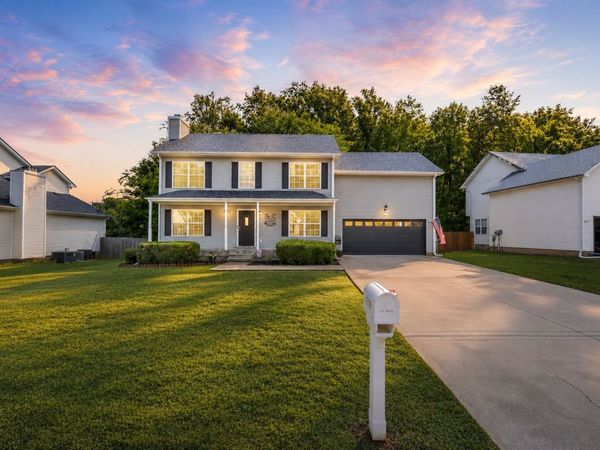 3795 McAllister Dr, Clarksville, TN 37042