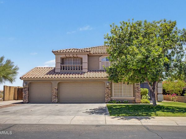 22137 W MESQUITE Drive, Buckeye, AZ 85326