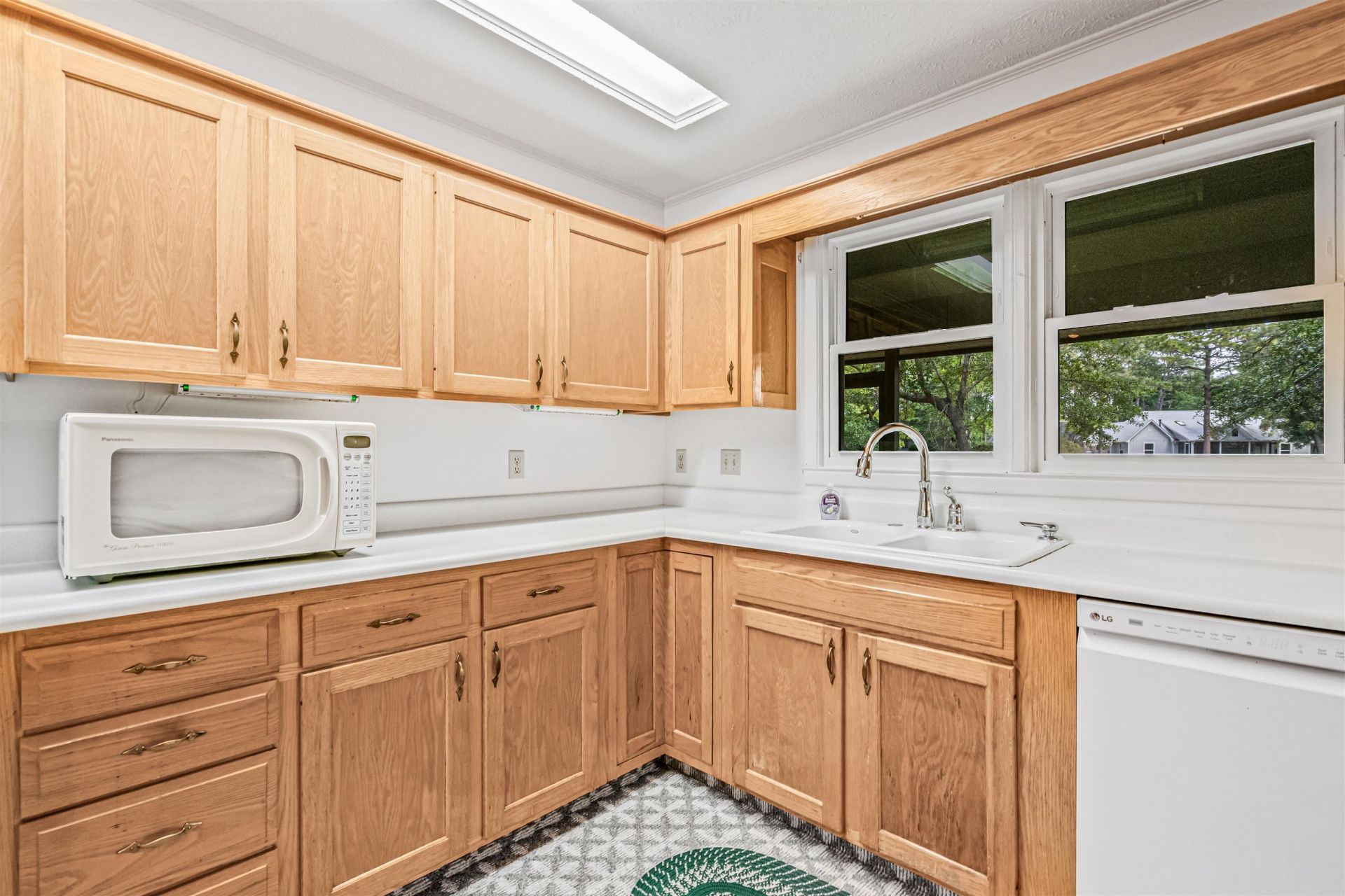 142 Old Cedar Loop  Photo 16