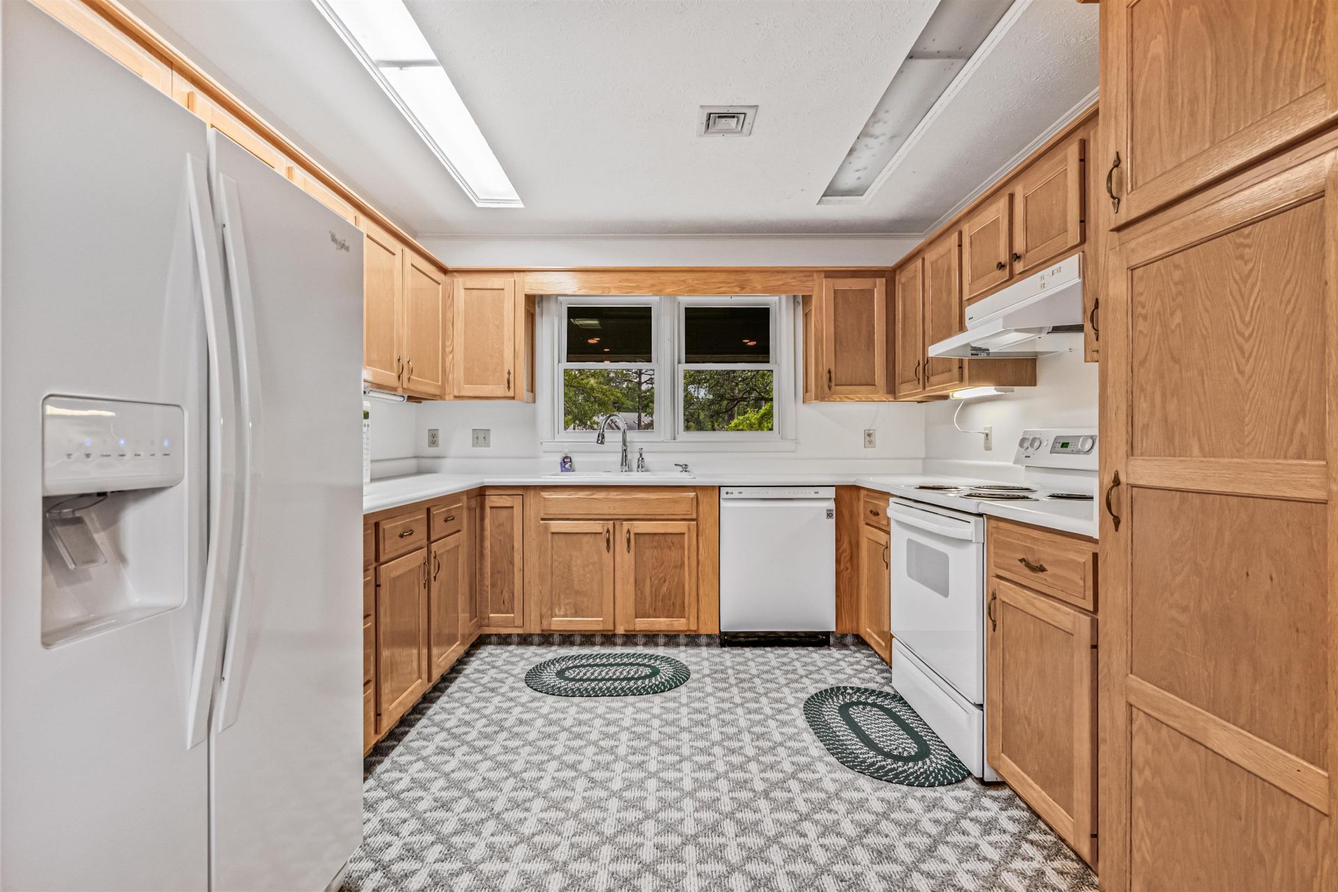142 Old Cedar Loop  Photo 17