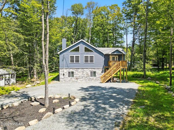 124 Oak Circle , Lake Ariel, PA 18436