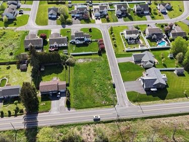 8621 Whiting Road, Cicero, NY 13039