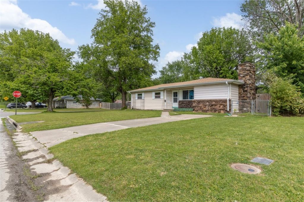 601 Zachary Street, Springdale, AR 72762 Main Photo