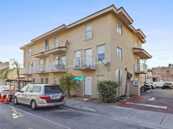9 E 4th St , Unit 102, Hialeah, FL 33010