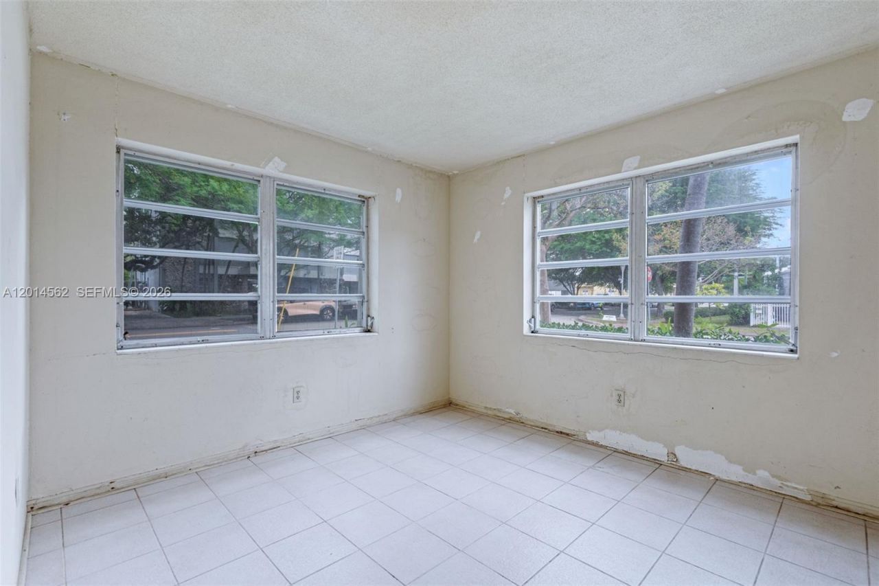 234 Antiquera Ave, Unit 3, Coral Gables, FL 33134 Photo