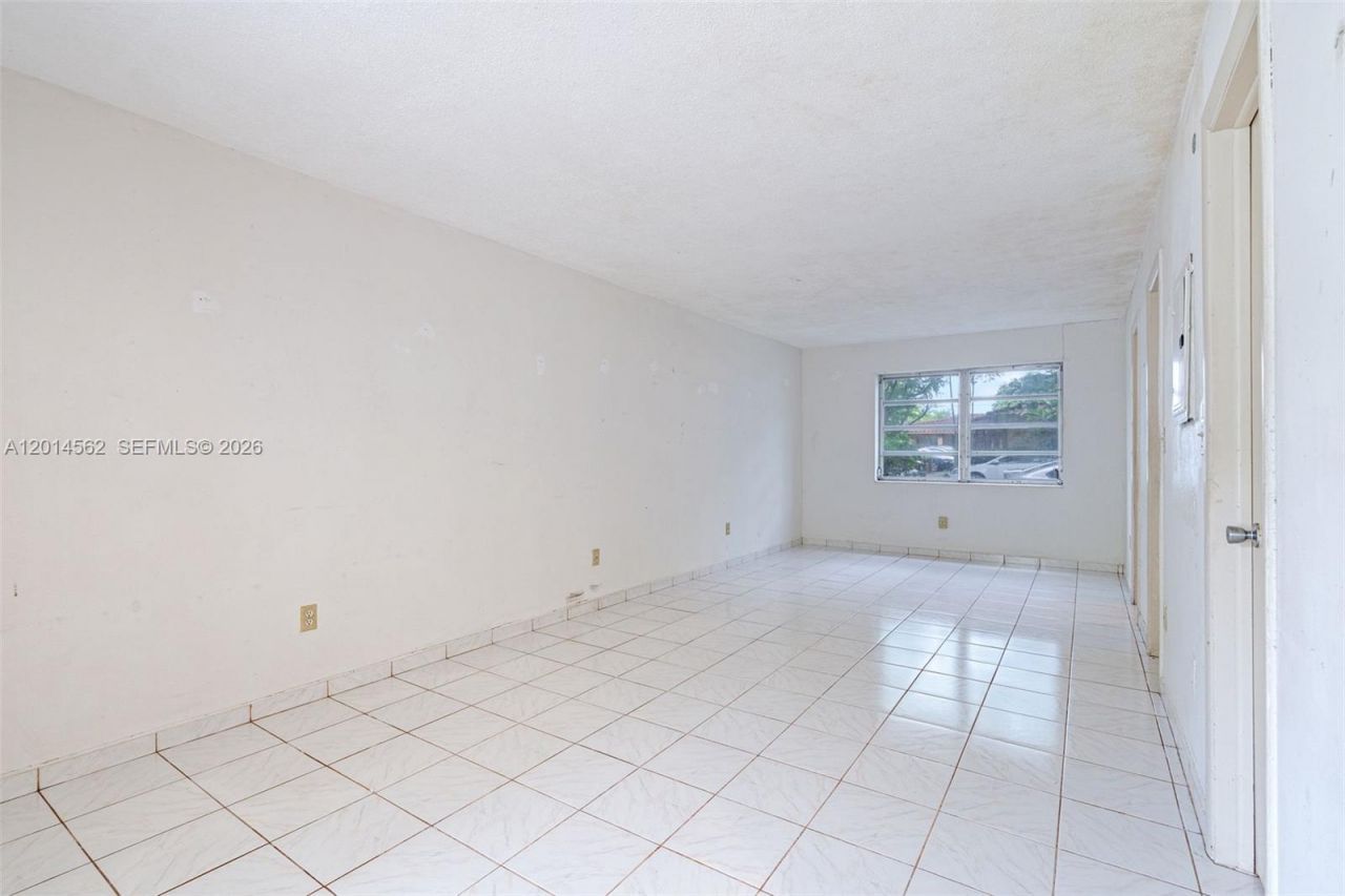 234 Antiquera Ave, Unit 3, Coral Gables, FL 33134 Photo