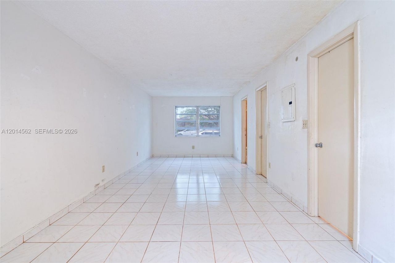 234 Antiquera Ave, Unit 3, Coral Gables, FL 33134 Photo
