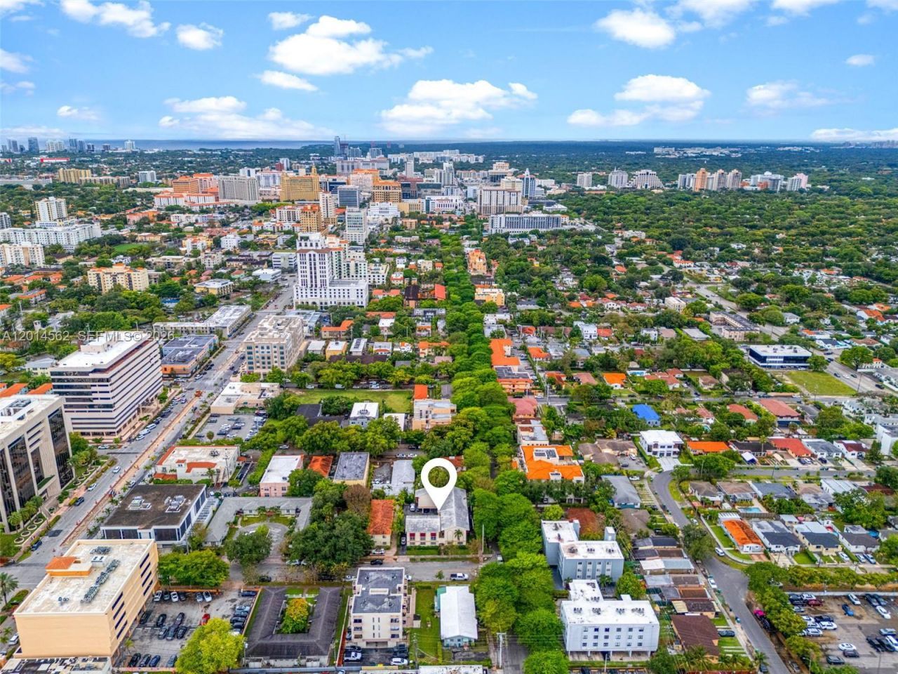 234 Antiquera Ave, Unit 3, Coral Gables, FL 33134 Photo