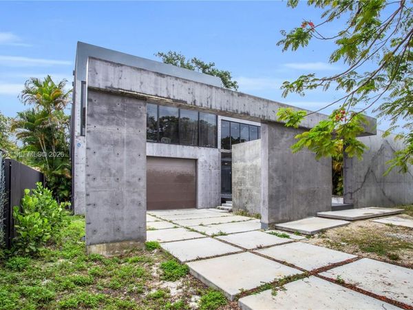 221 SW 25th Rd , Miami, FL 33129