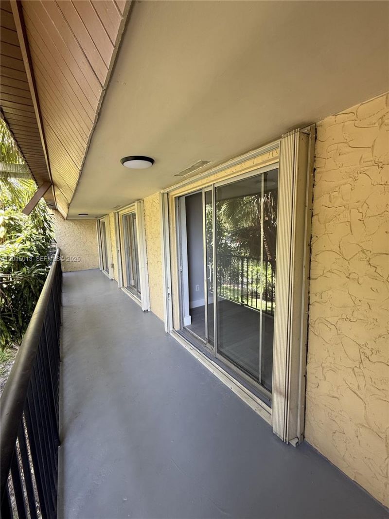 8500 SW 109th Ave, Unit 6-203, Miami, FL 33173 Photo