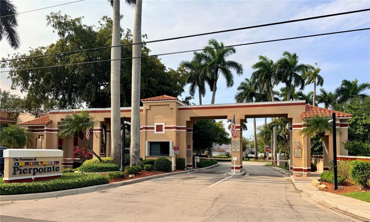 11423 NW 10th St , Unit 11423, Pembroke Pines, FL 33026 Photo
