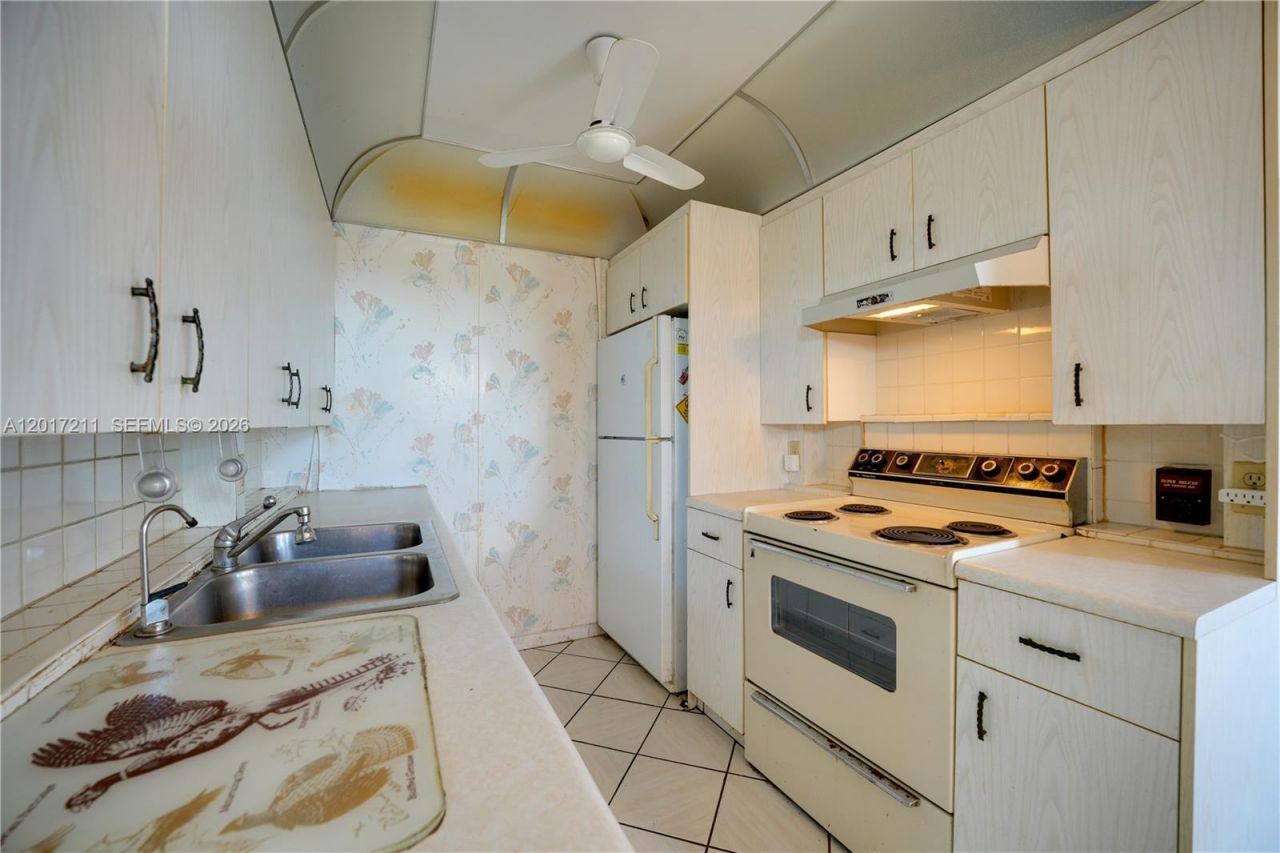 4082 E Cornwall E , Unit 4082, Boca Raton, FL 33434 Photo