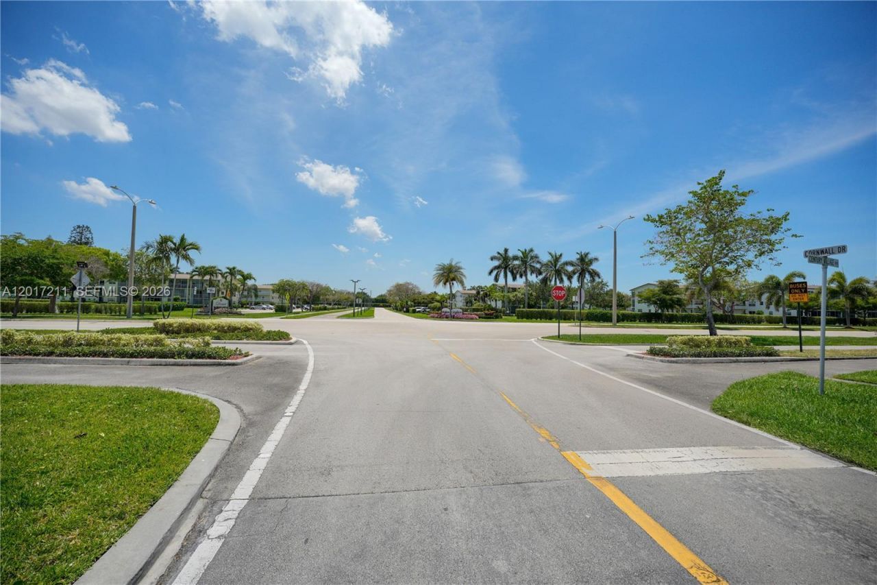 4082 E Cornwall E , Unit 4082, Boca Raton, FL 33434 Photo