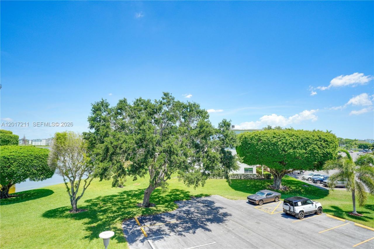 4082 E Cornwall E , Unit 4082, Boca Raton, FL 33434 Photo