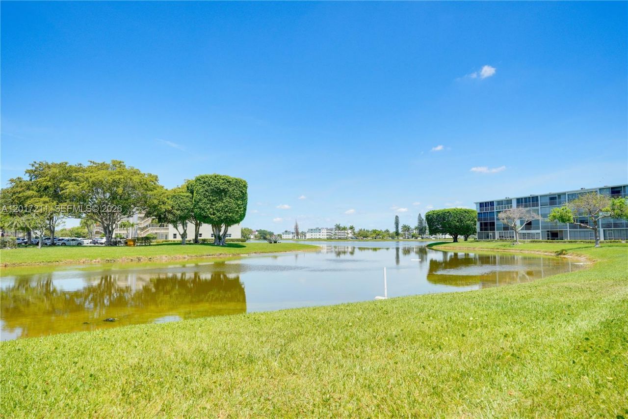 4082 E Cornwall E , Unit 4082, Boca Raton, FL 33434 Photo