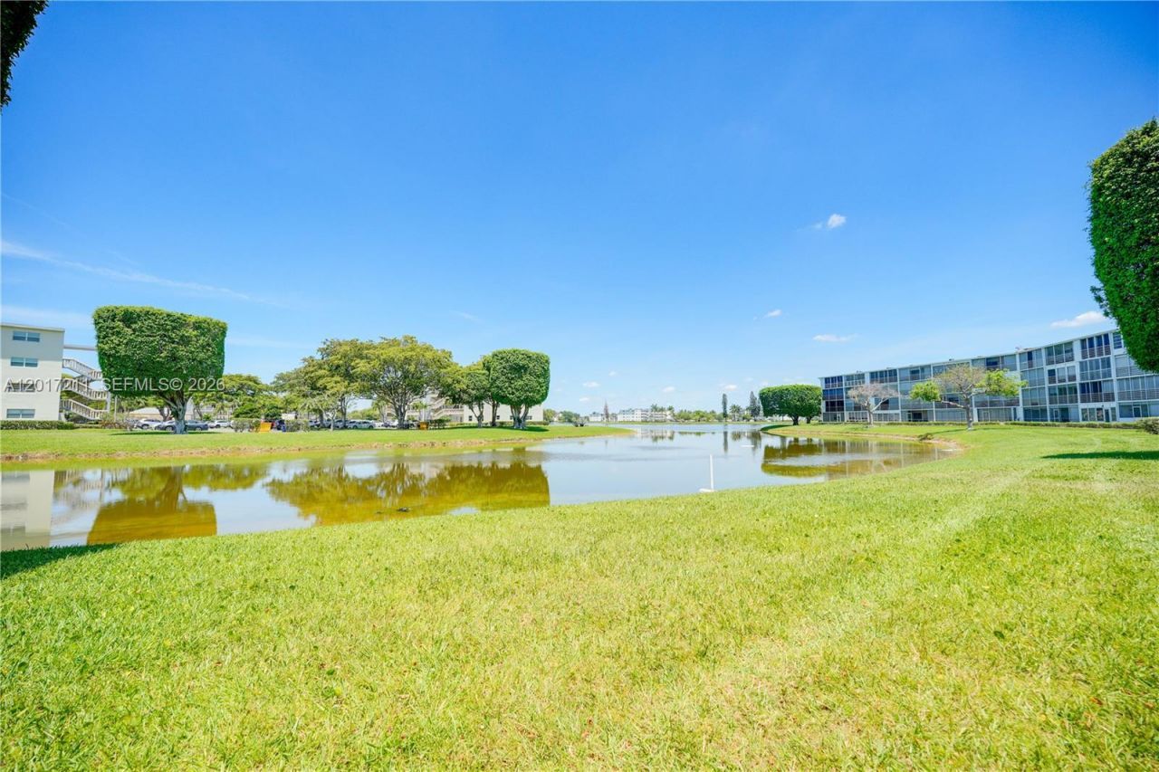 4082 E Cornwall E , Unit 4082, Boca Raton, FL 33434 Photo