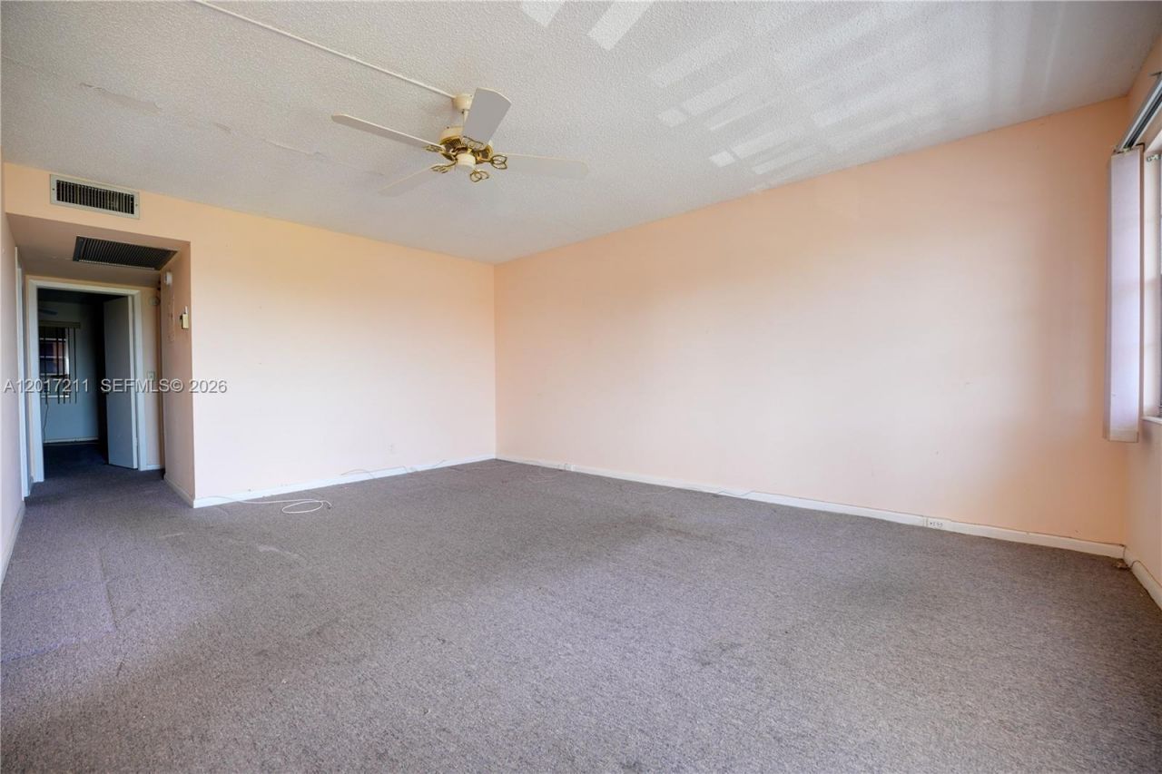 4082 E Cornwall E , Unit 4082, Boca Raton, FL 33434 Photo
