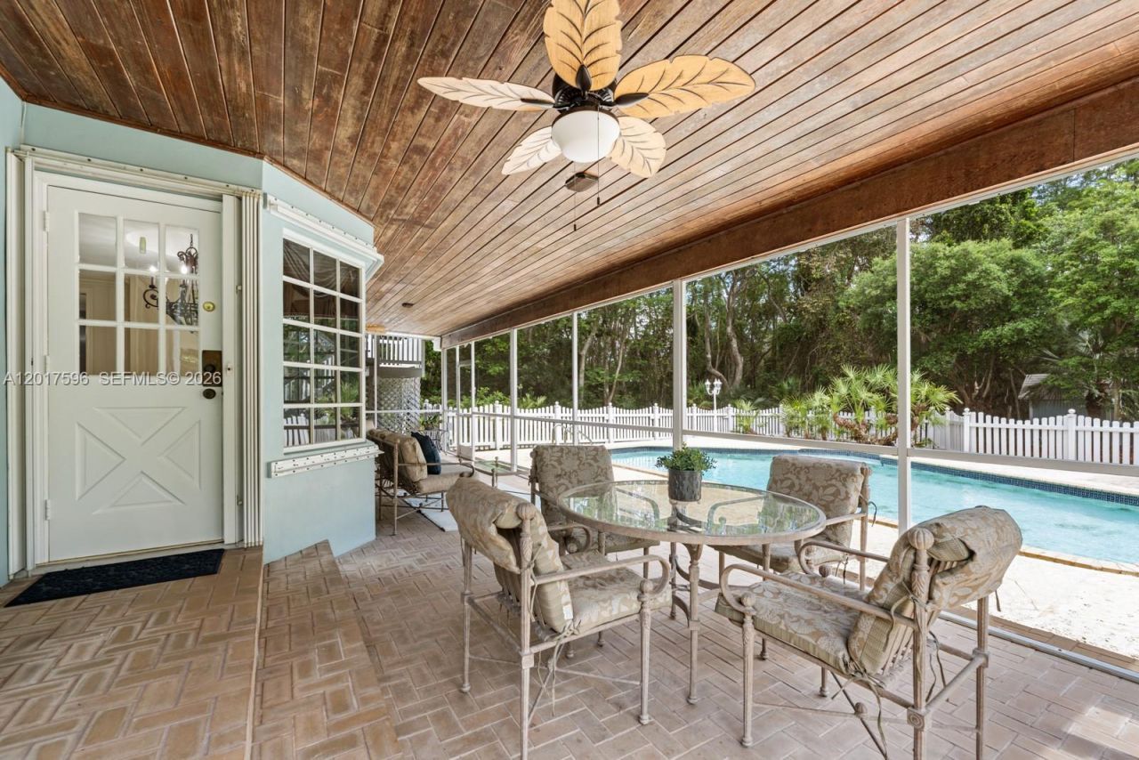 17200 SW 264th St, Homestead, FL 33031 Photo