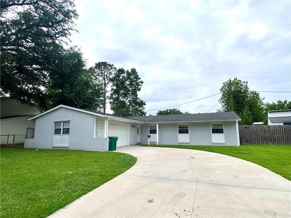 429 LACOUR Drive , LaPlace, LA 70068