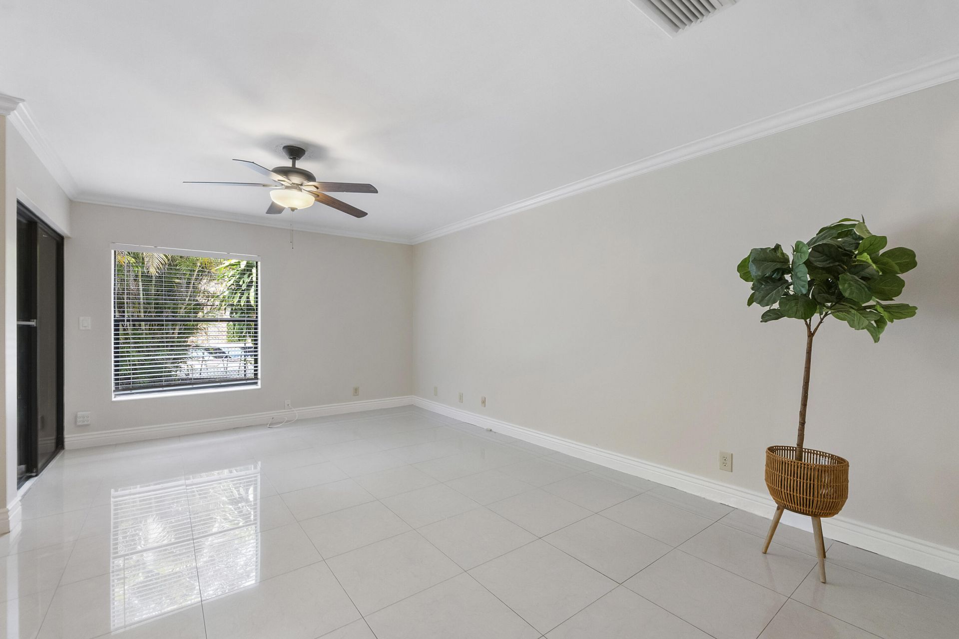 2047 NW 45th Avenue, Unit 2047, Coconut Creek, FL 33066 Photo