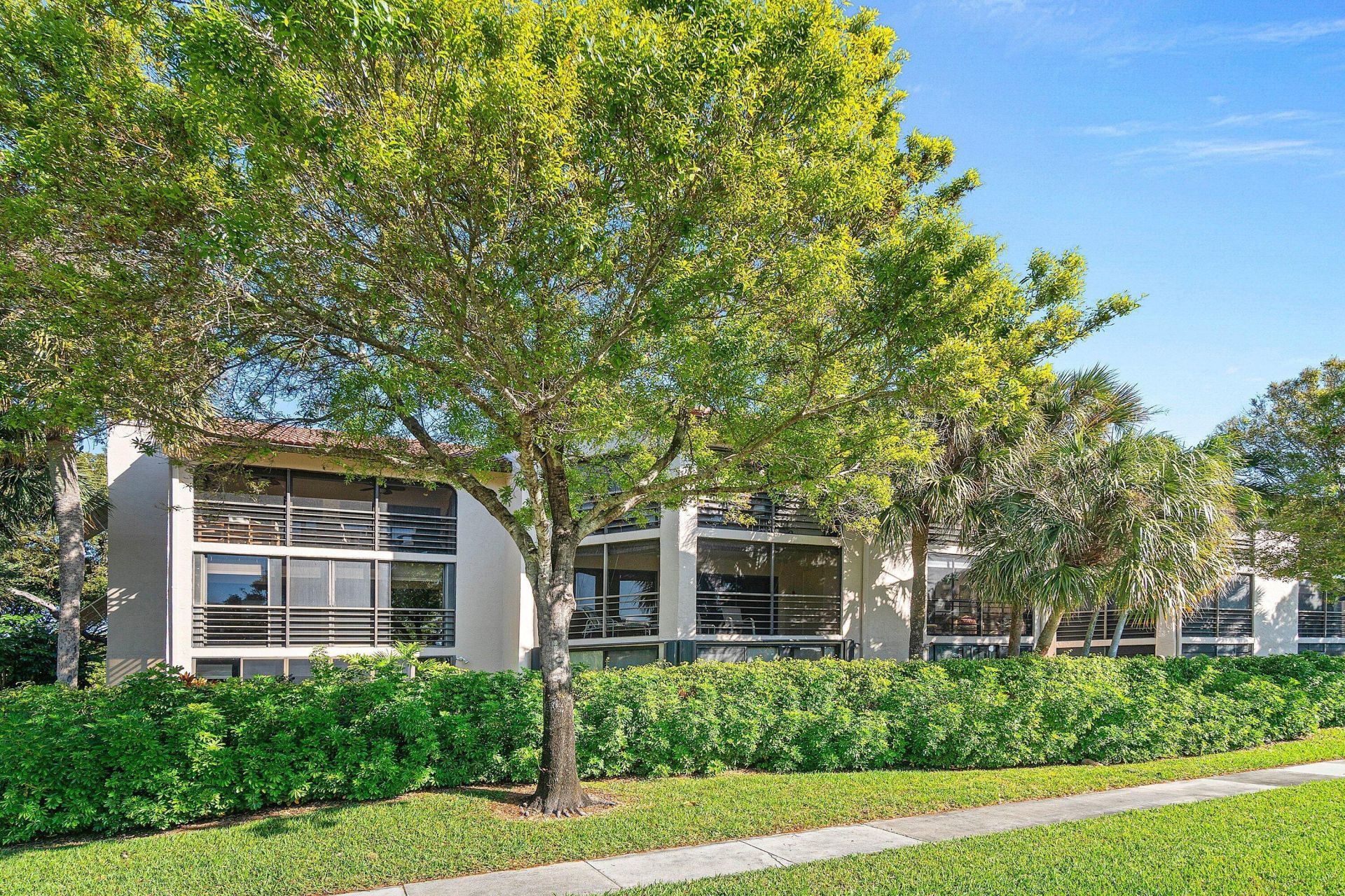 10110 Cedar Point Boulevard, Unit 305, Boynton Beach, FL 33437 Photo