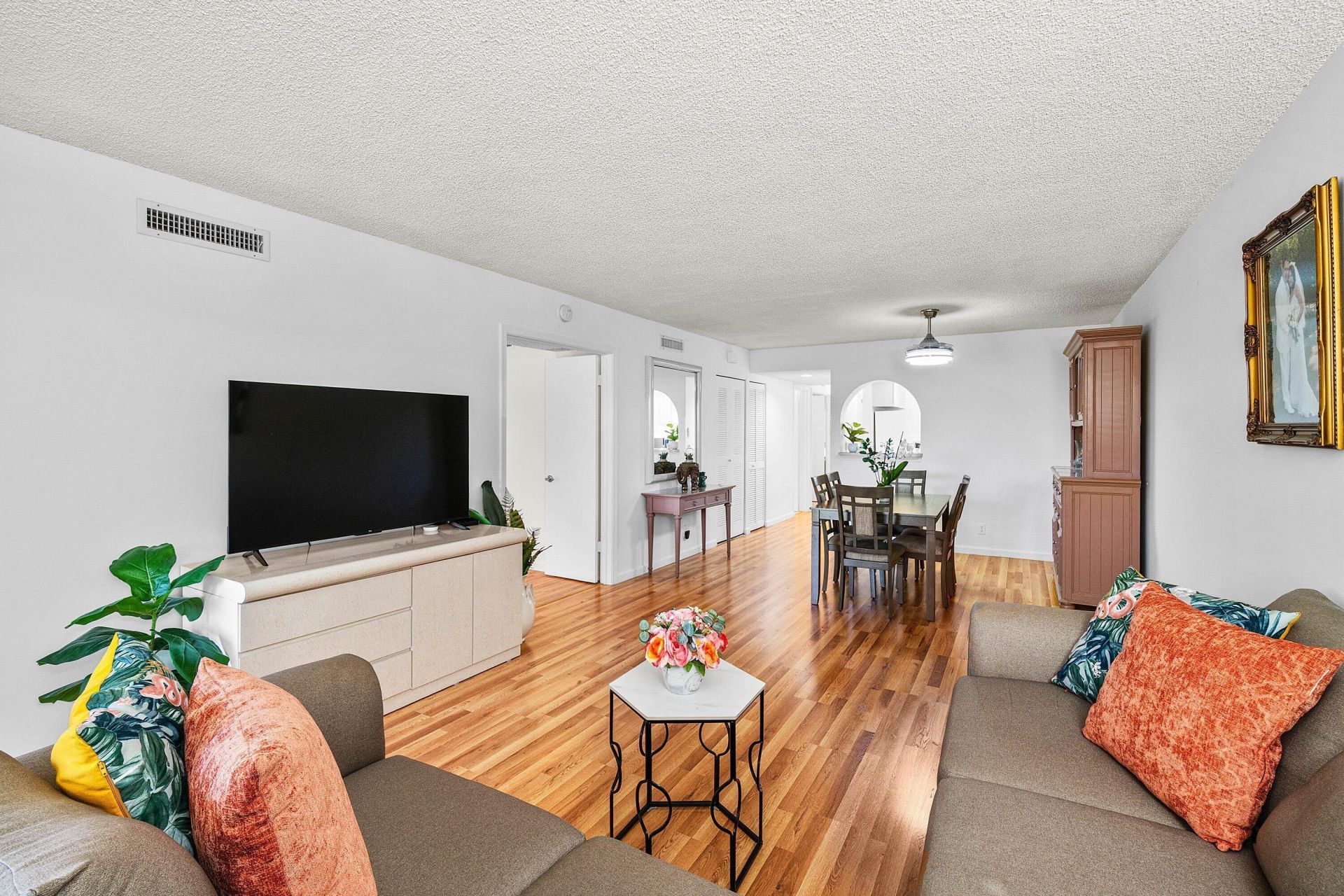 10110 Cedar Point Boulevard, Unit 305, Boynton Beach, FL 33437 Photo